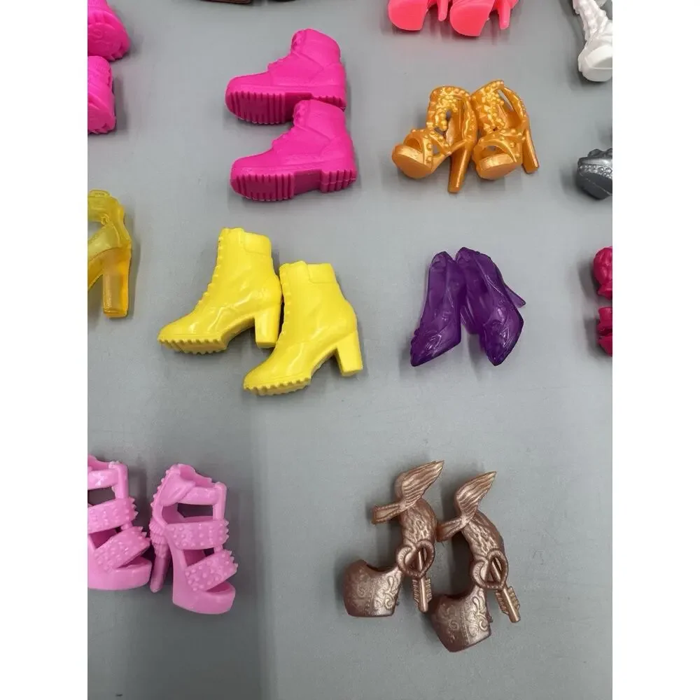 Fashion Doll Shoes Boots Sneakers Heels Assorted Lot Of 30 Pairs